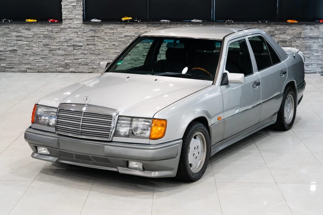 1990 Mercedes-Benz W124 E-Class - Image 14 of 31