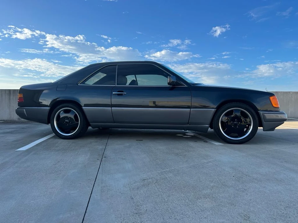 1990 Mercedes-Benz W124 E-Class - Image 14 of 31