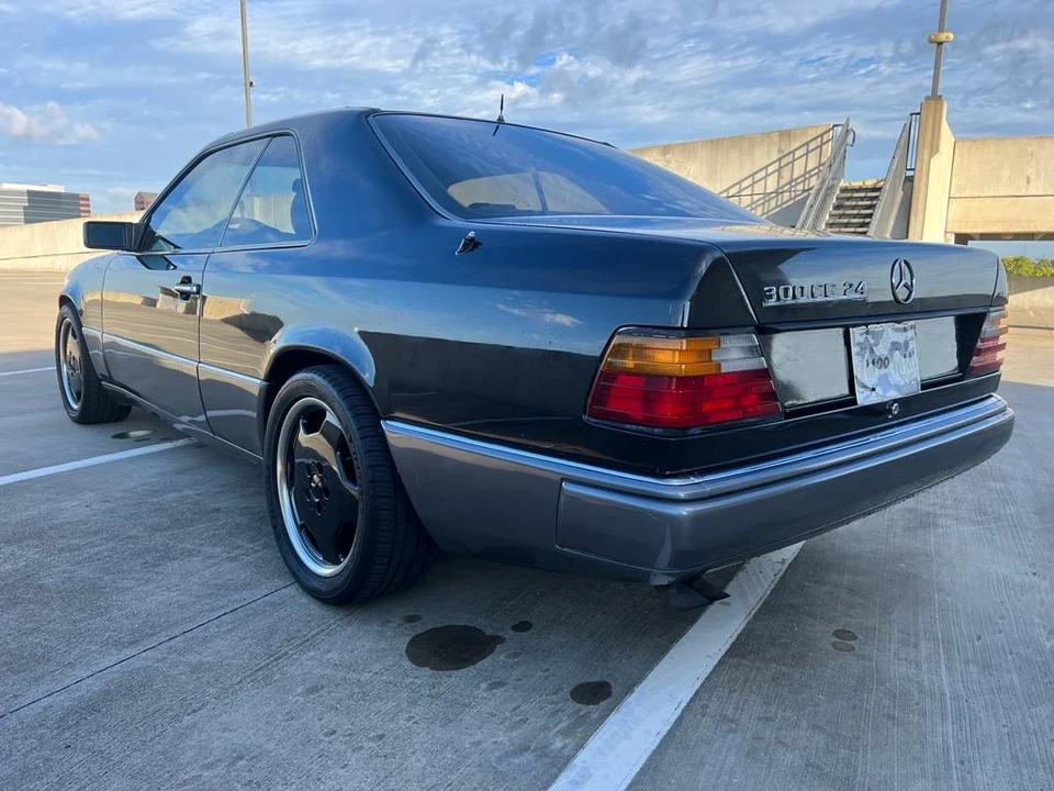 1990 Mercedes-Benz W124 E-Class - Image 22 of 31