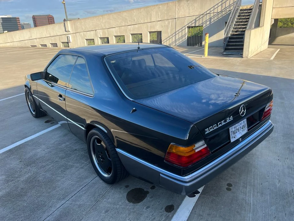1990 Mercedes-Benz W124 E-Class - Image 21 of 31