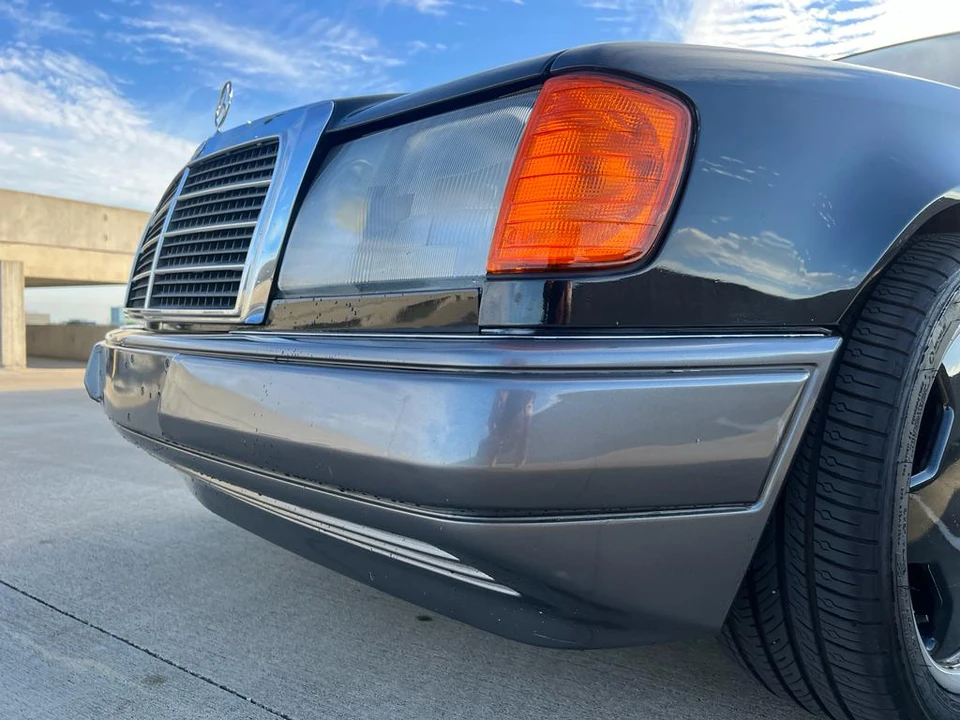 1990 Mercedes-Benz W124 E-Class - Image 25 of 31