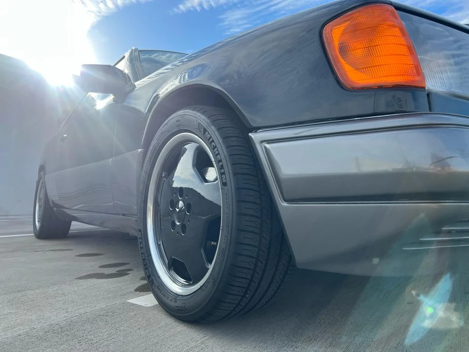 1990 Mercedes-Benz W124 E-Class - Image 28 of 31
