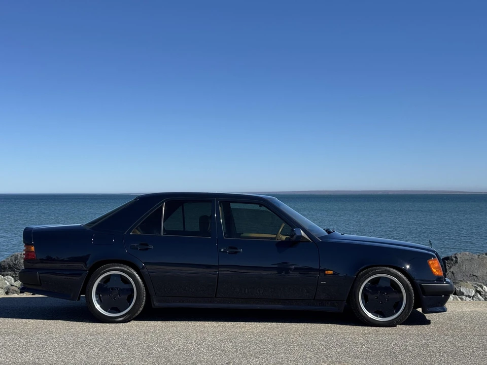 1990 Mercedes-Benz W124 E-Class - Image 17 of 31