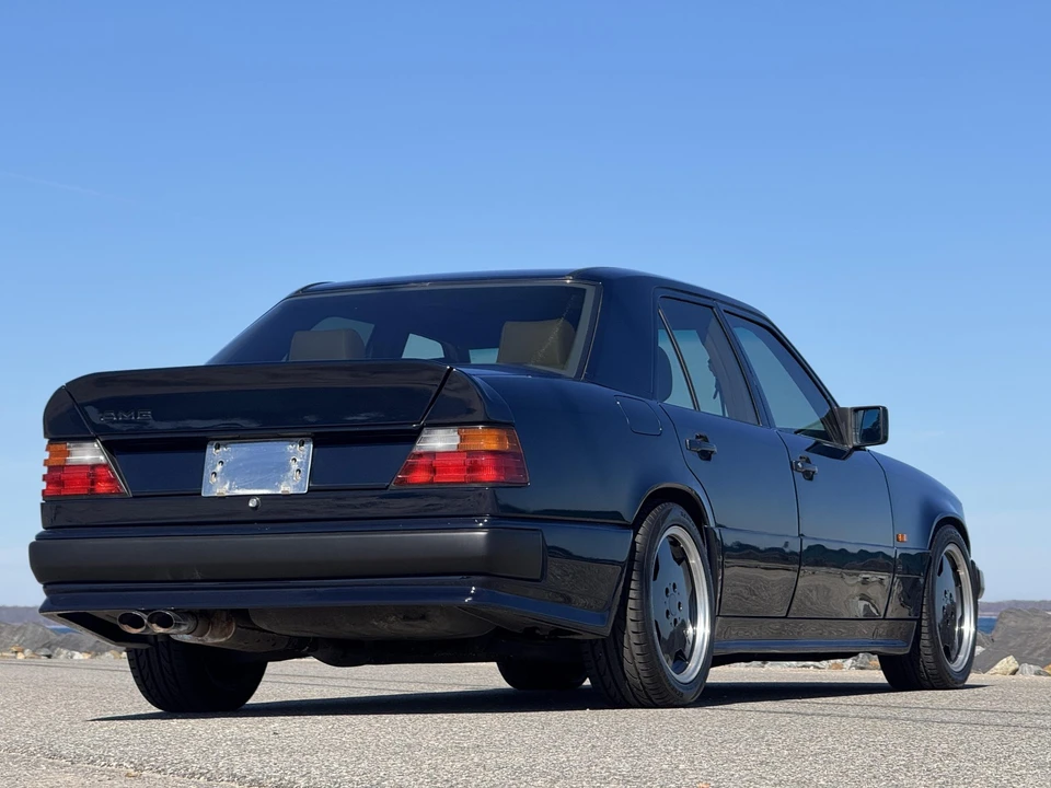 1990 Mercedes-Benz W124 E-Class - Image 21 of 31