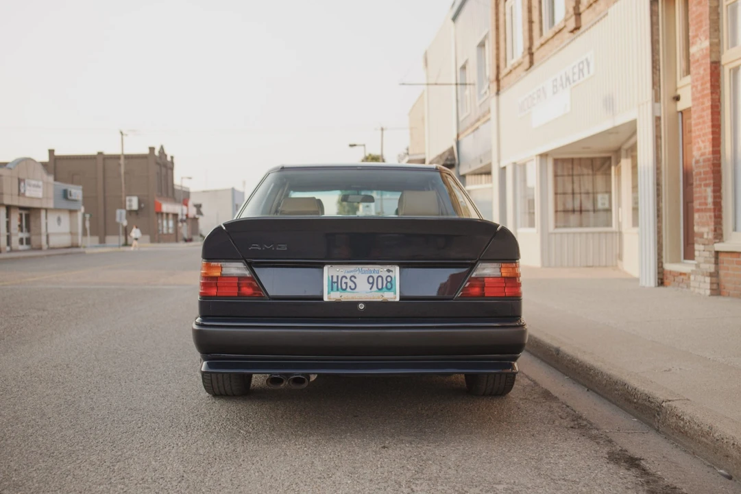 1990 Mercedes-Benz W124 E-Class - Image 15 of 31