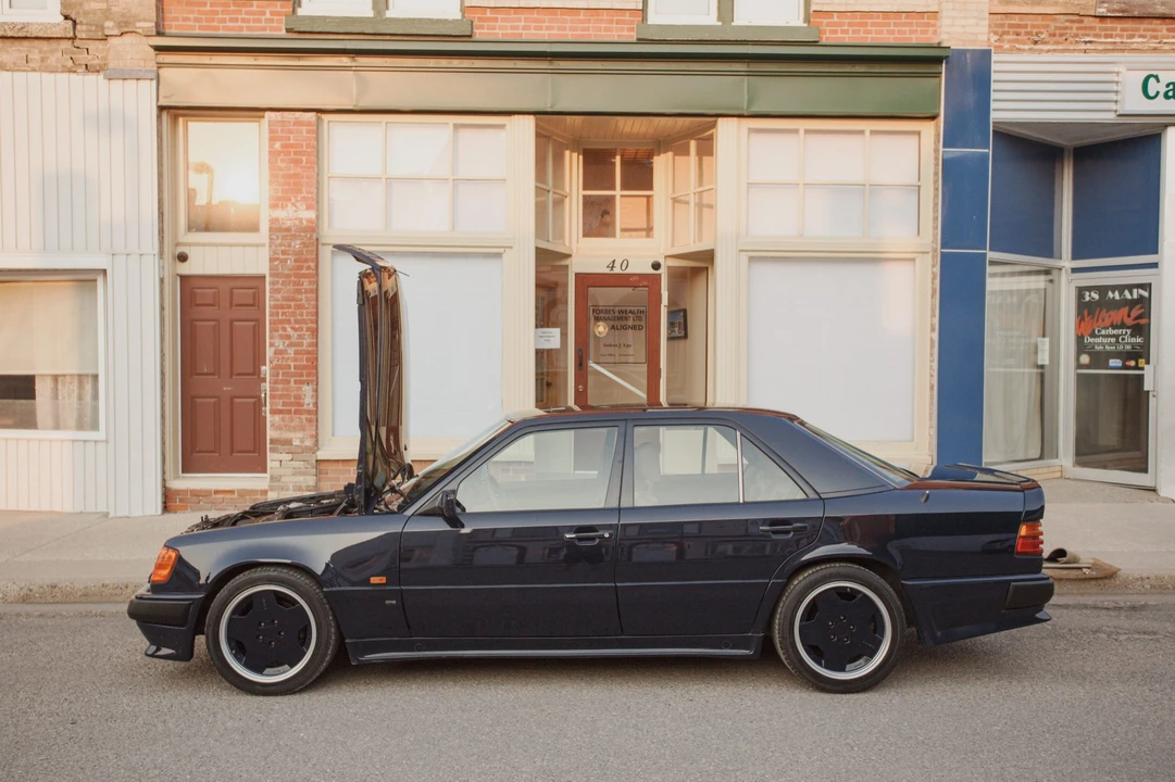 1990 Mercedes-Benz W124 E-Class - Image 11 of 31