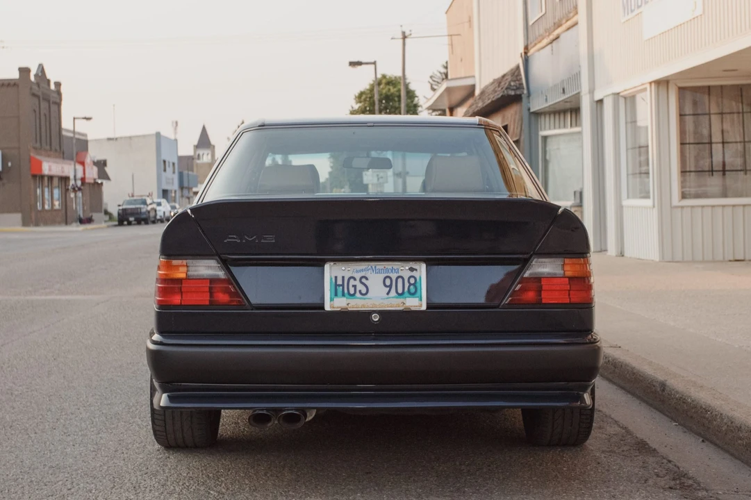 1990 Mercedes-Benz W124 E-Class - Image 16 of 31