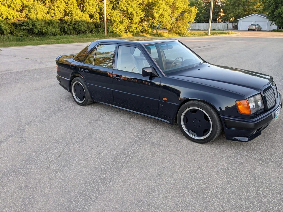 1990 Mercedes-Benz W124 E-Class - Image 31 of 31