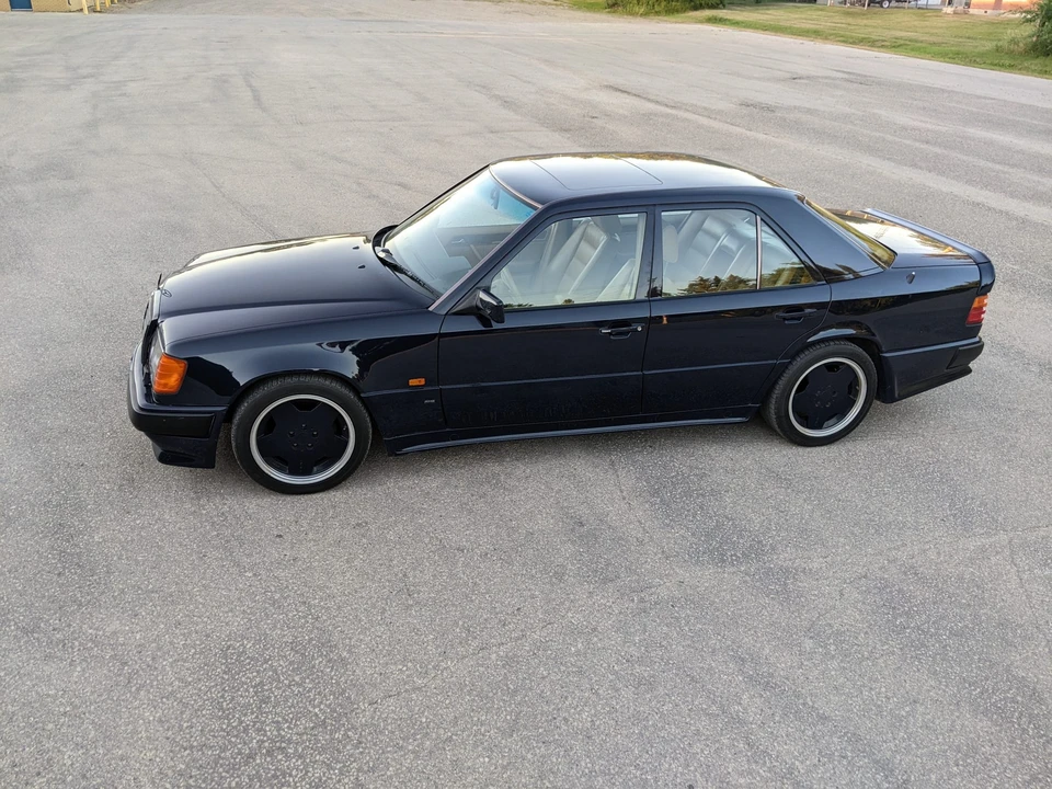 1990 Mercedes-Benz W124 E-Class - Image 17 of 31