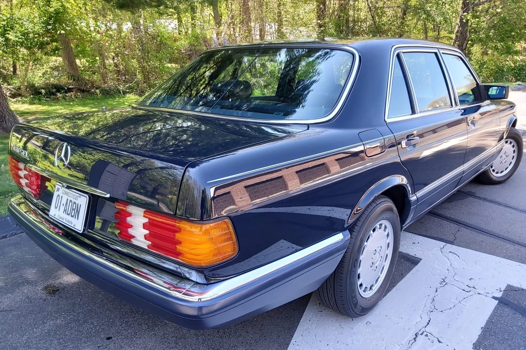 1990 Mercedes-Benz W126 S-Class Sedan - Image 18 of 31