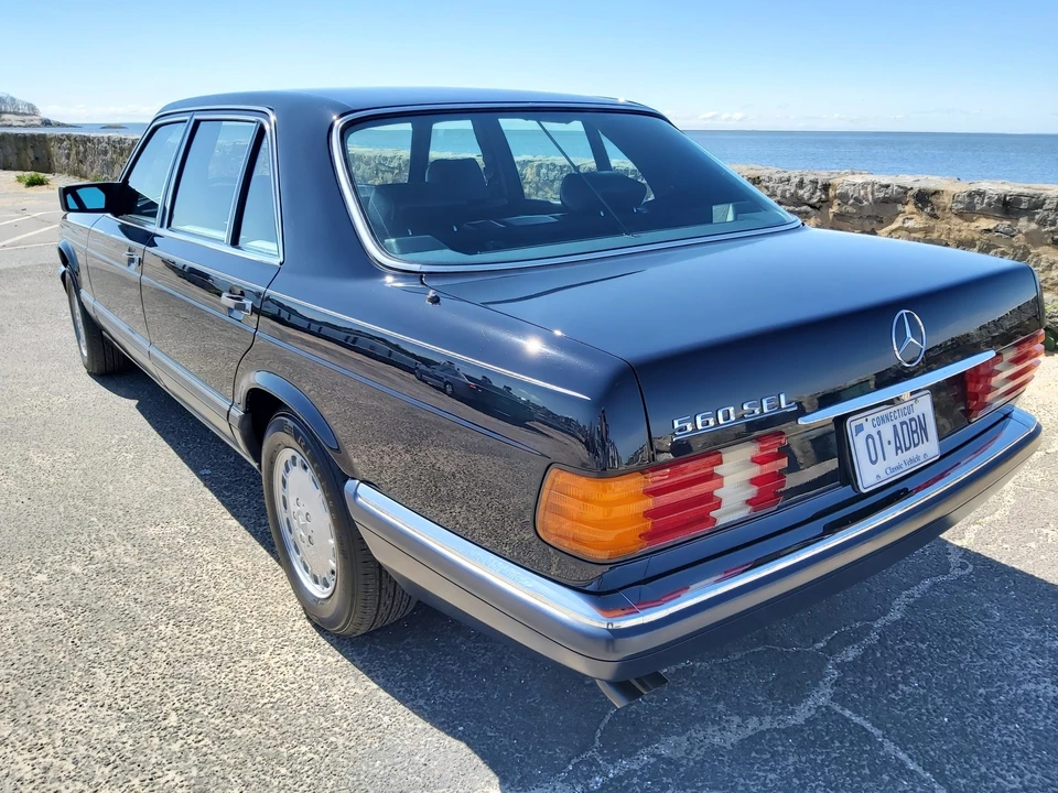 1990 Mercedes-Benz W126 S-Class Sedan - Image 31 of 31