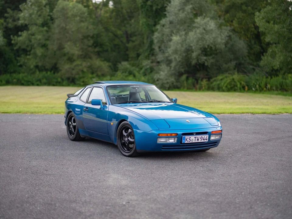 1990 Porsche 944 S2 - Image 7 of 31