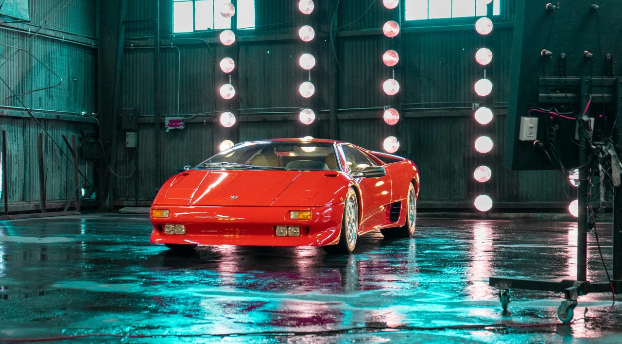 1991 Lamborghini Diablo - Image 2 of 31