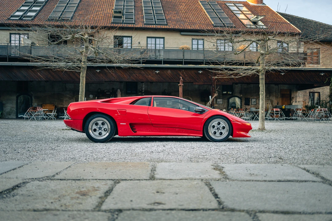 1991 Lamborghini Diablo - Image 8 of 31