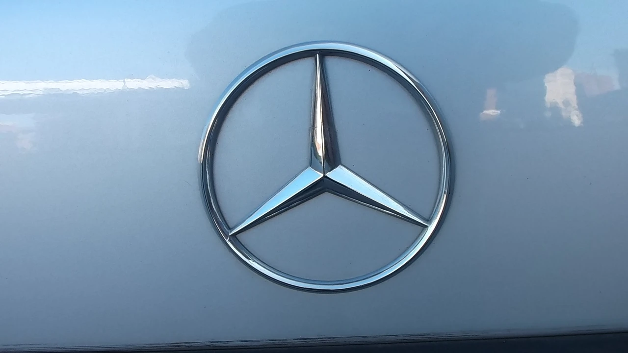 1991 Mercedes-Benz W124 E-Class - Image 21 of 31