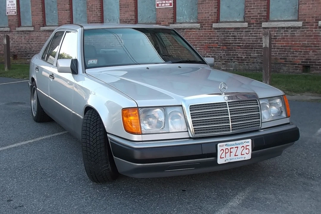 1991 Mercedes-Benz W124 E-Class - Image 3 of 31