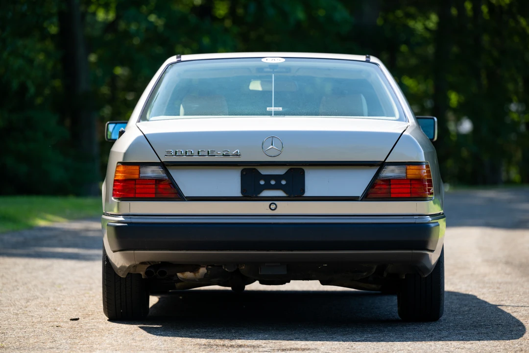 1991 Mercedes-Benz W124 E-Class - Image 16 of 31