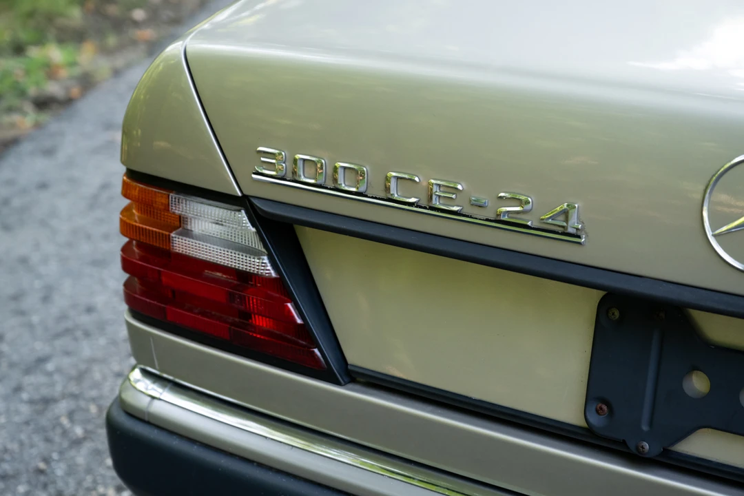 1991 Mercedes-Benz W124 E-Class - Image 27 of 31