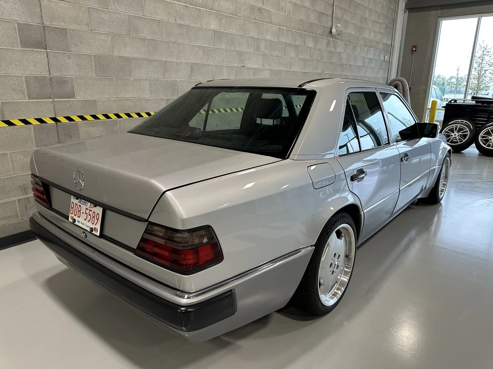 1991 Mercedes-Benz 500E & E500 - Image 11 of 31
