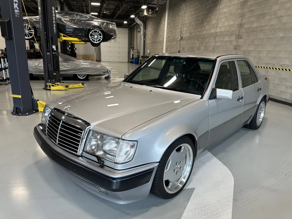 1991 Mercedes-Benz 500E & E500 - Image 4 of 31
