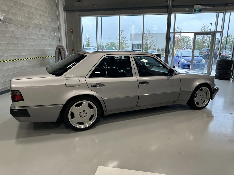 1991 Mercedes-Benz 500E & E500 - Image 14 of 31
