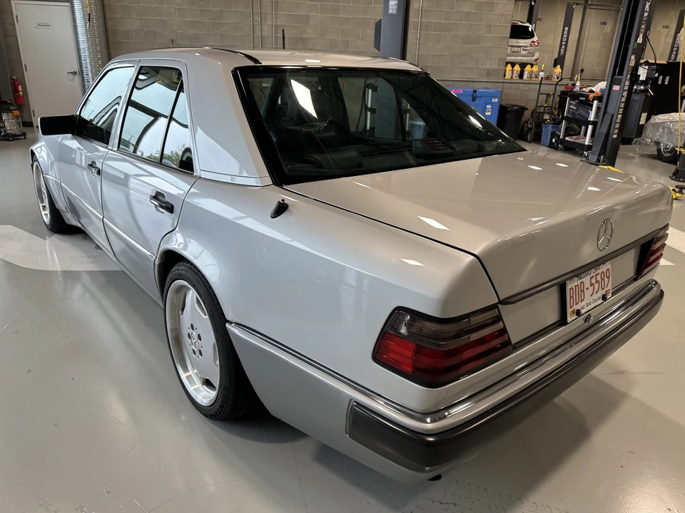 1991 Mercedes-Benz 500E & E500 - Image 5 of 31