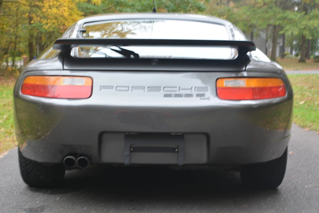 1991 Porsche 928 S4 - Image 10 of 31