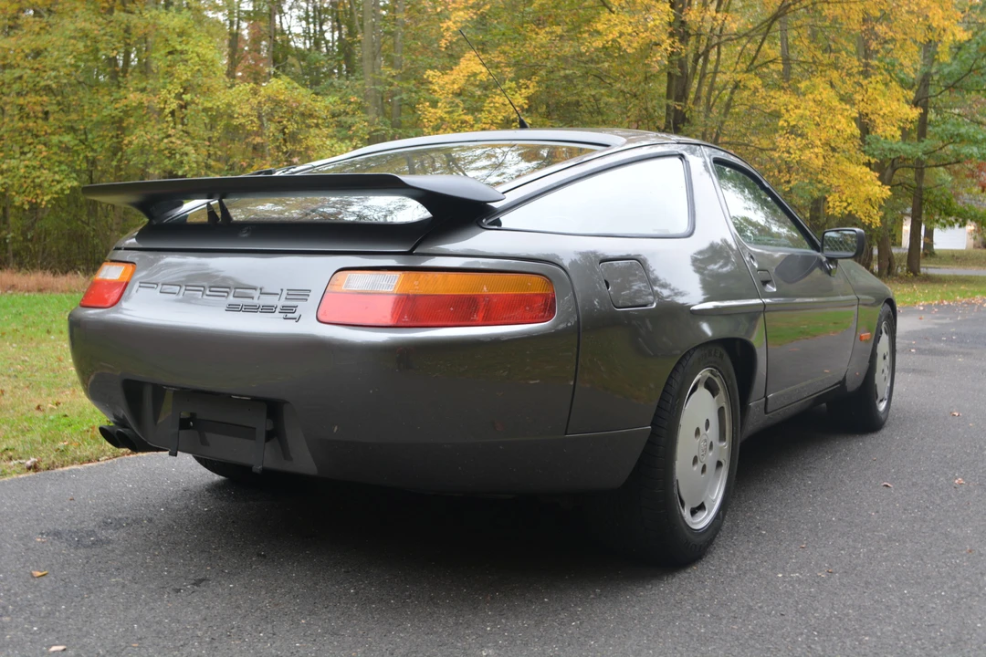 1991 Porsche 928 S4 - Image 12 of 31