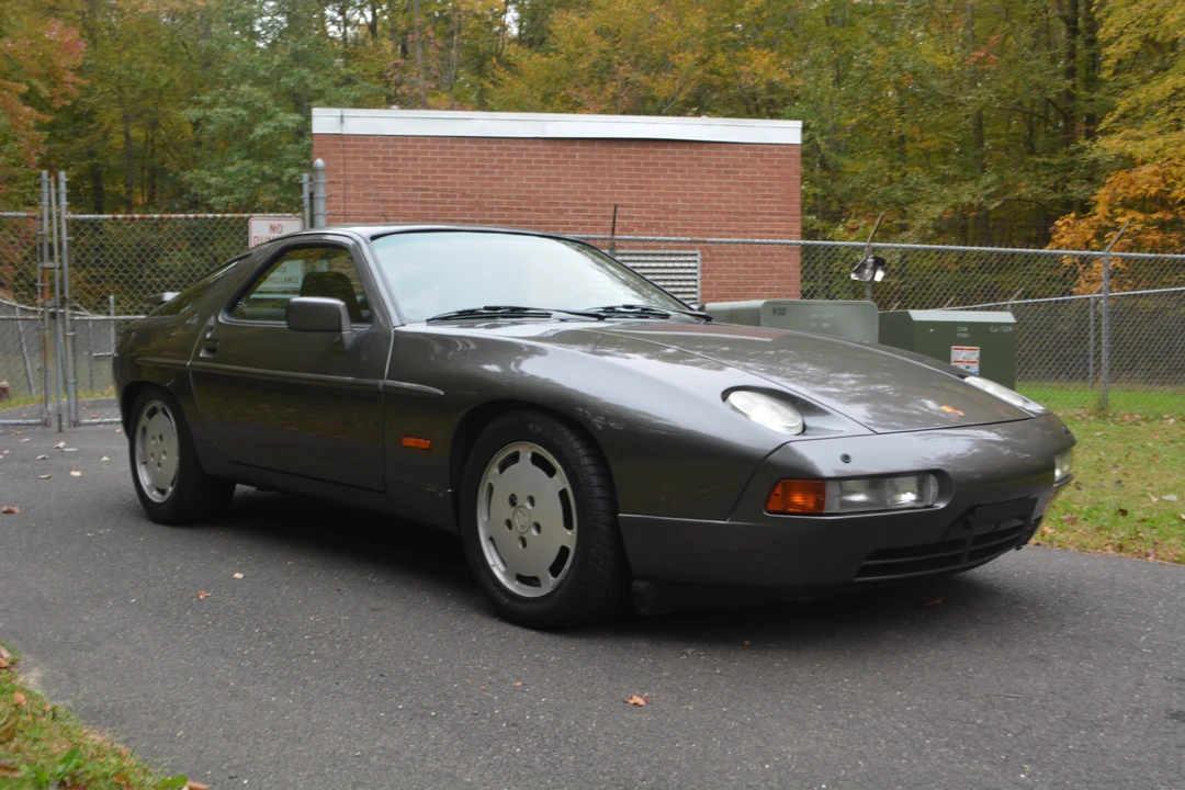 1991 Porsche 928 S4 - Image 16 of 31