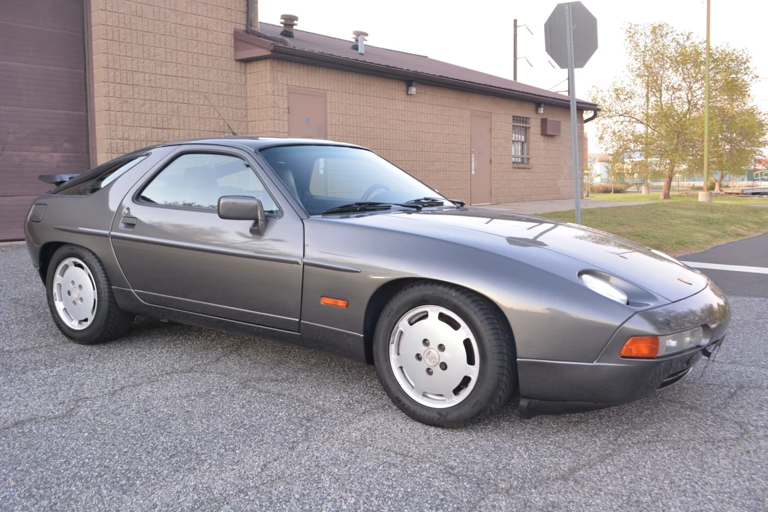 1991 Porsche 928 S4 - Image 15 of 31