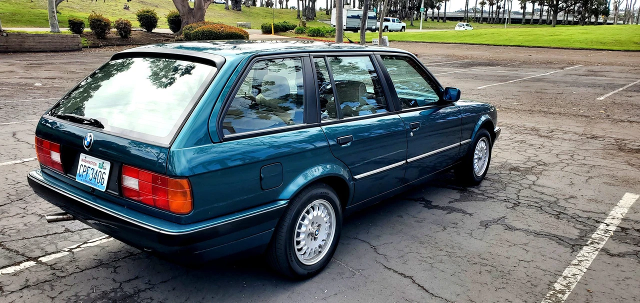 1992 BMW E30 3 Series - Image 11 of 31
