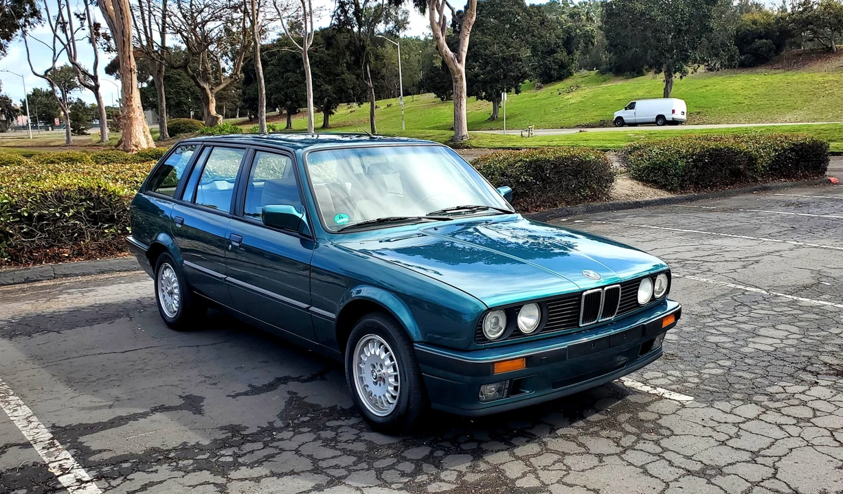 1992 BMW E30 3 Series - Image 2 of 31