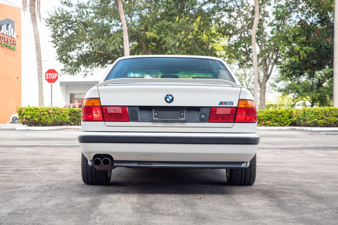 1992 BMW E34 M5 - Image 7 of 31