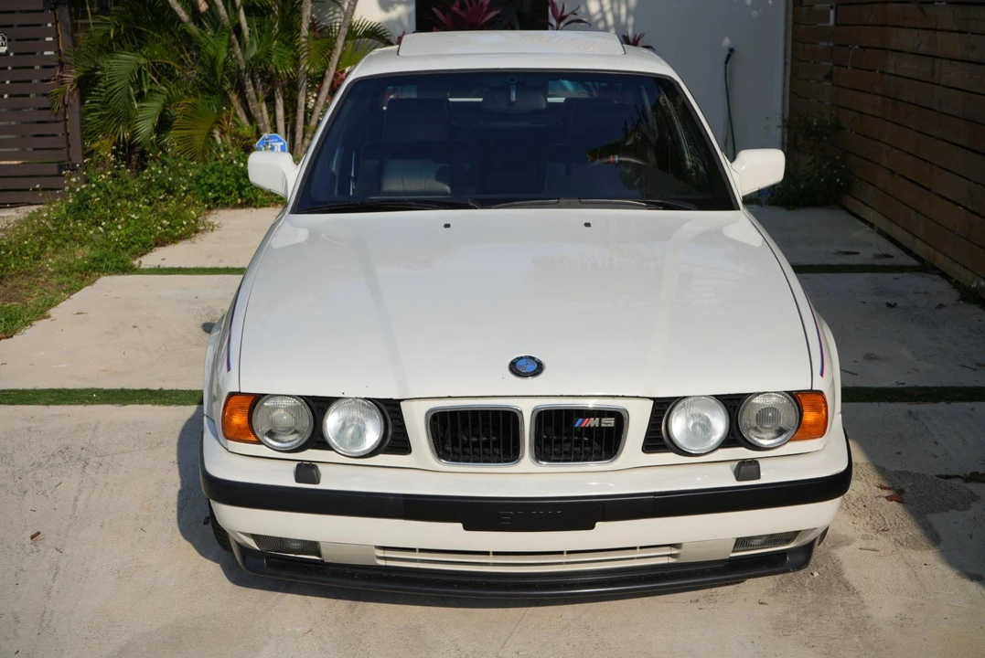 1992 BMW E34 M5 - Image 2 of 31