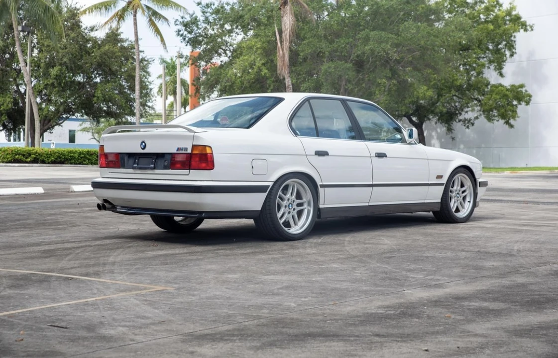 1992 BMW E34 M5 - Image 9 of 31