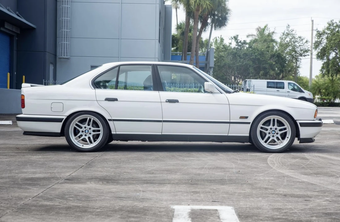 1992 BMW E34 M5 - Image 10 of 31