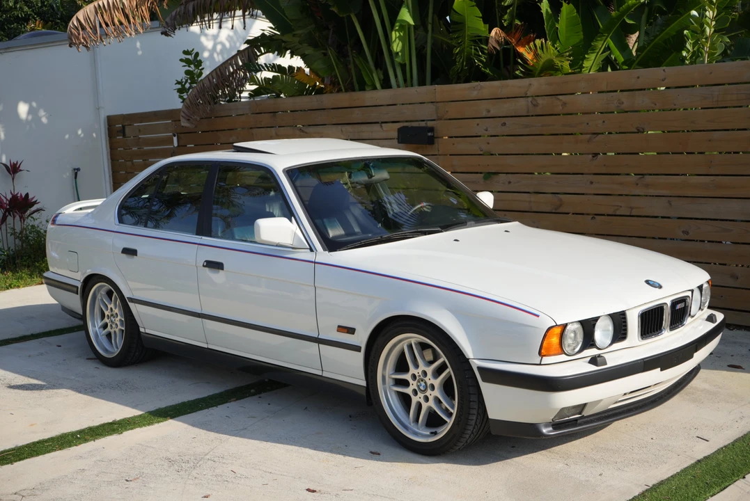 1992 BMW E34 M5 - Image 8 of 31