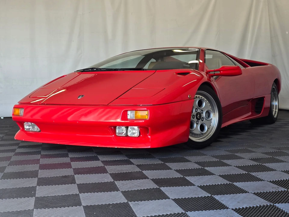 1992 Lamborghini Diablo - Image 2 of 31