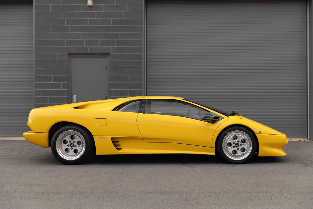 1992 Lamborghini Diablo - Image 23 of 31