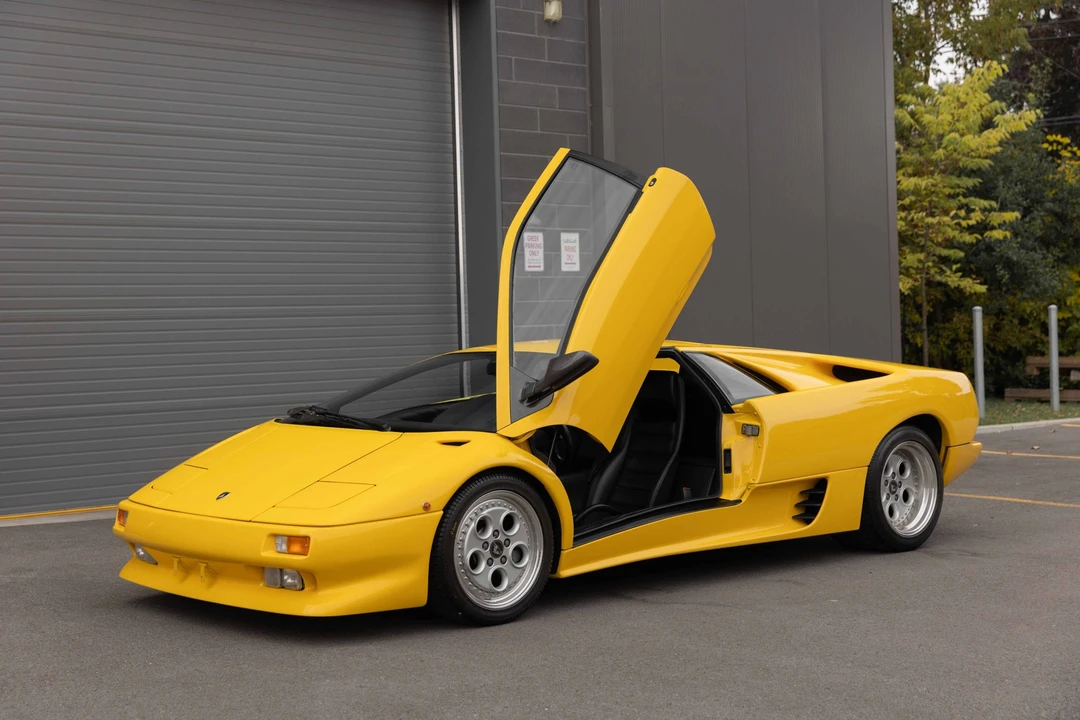 1992 Lamborghini Diablo - Image 11 of 31