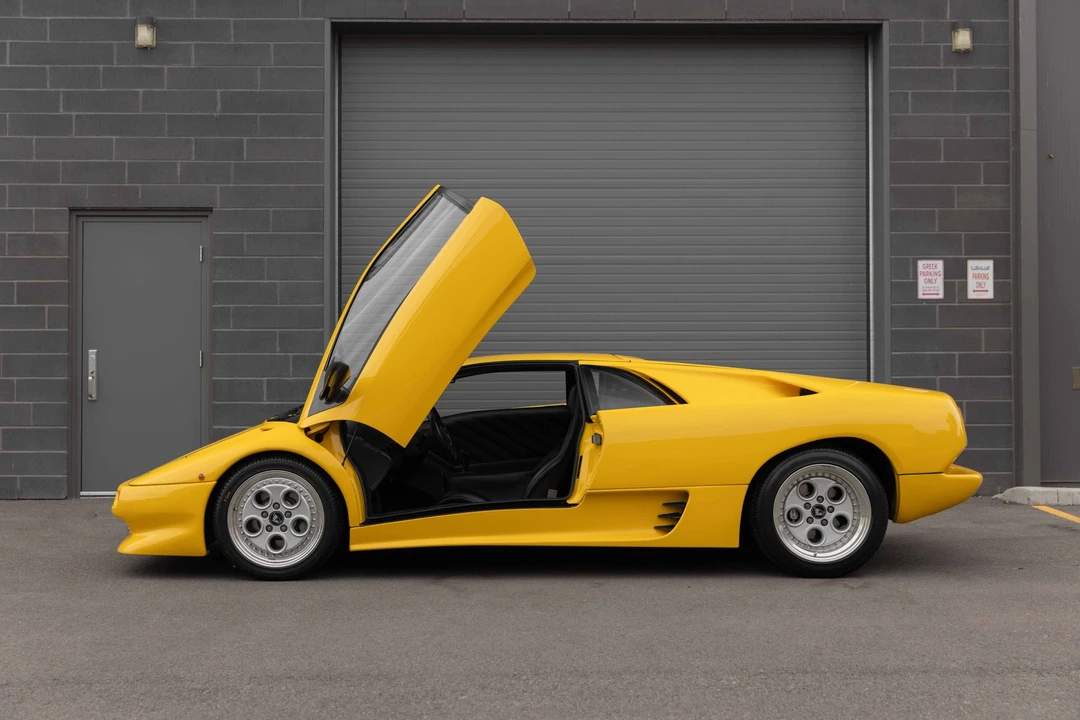 1992 Lamborghini Diablo - Image 13 of 31
