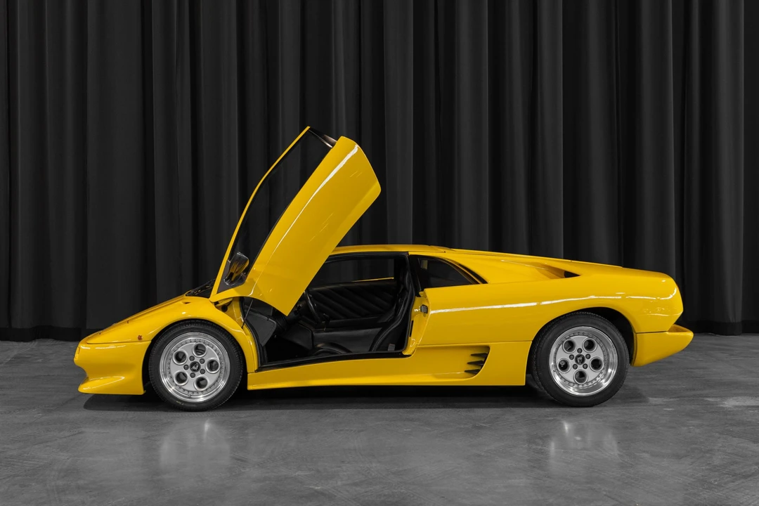 1992 Lamborghini Diablo - Image 3 of 31