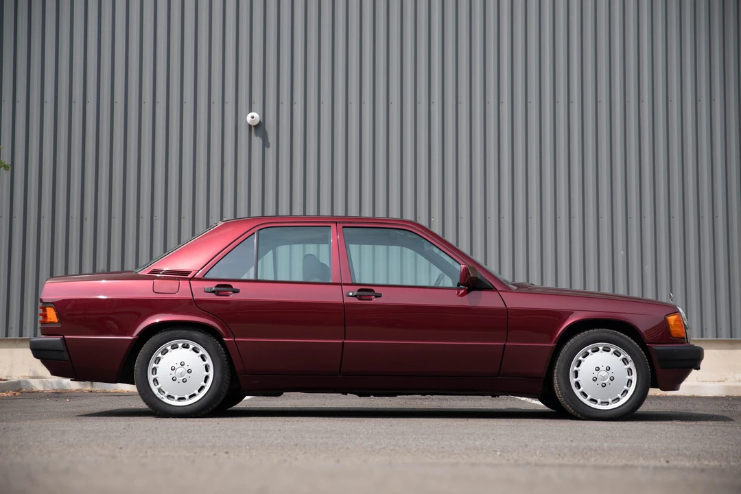 1992 Mercedes-Benz 190E - Image 14 of 31