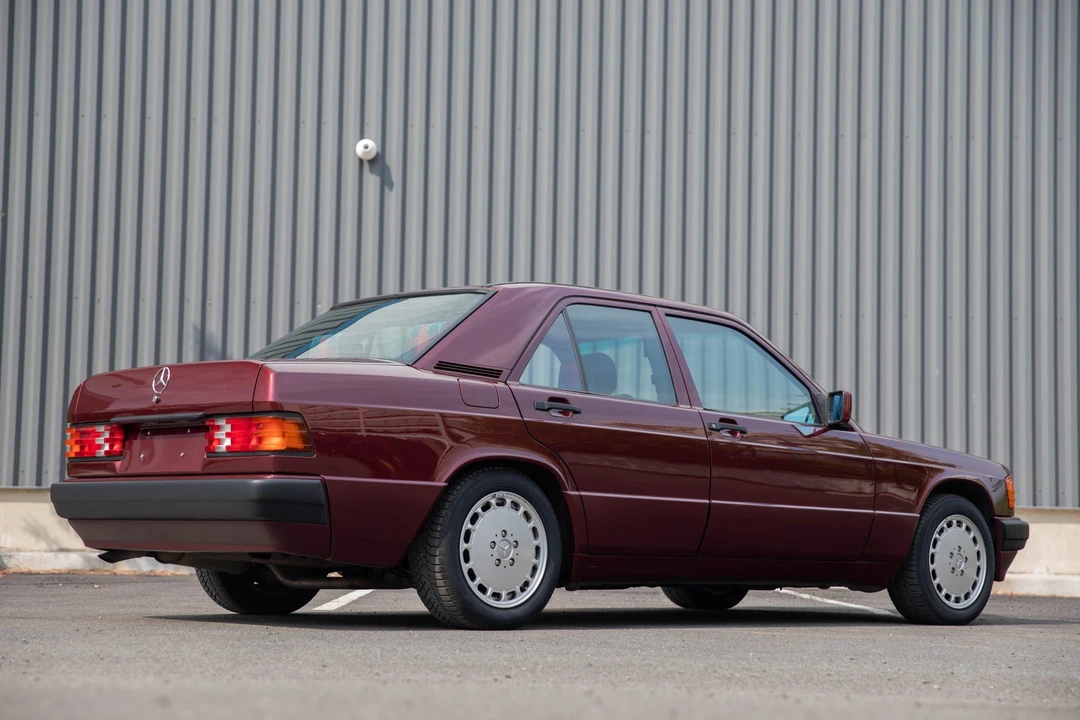 1992 Mercedes-Benz 190E - Image 22 of 31