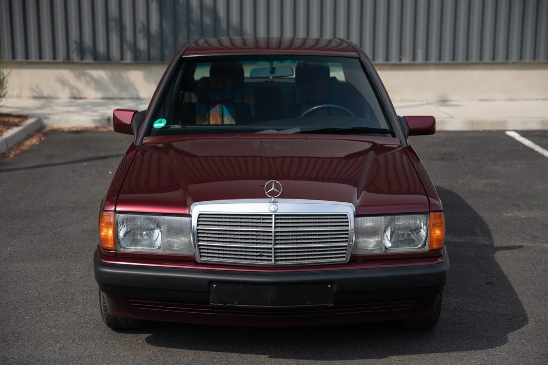 1992 Mercedes-Benz 190E - Image 8 of 31