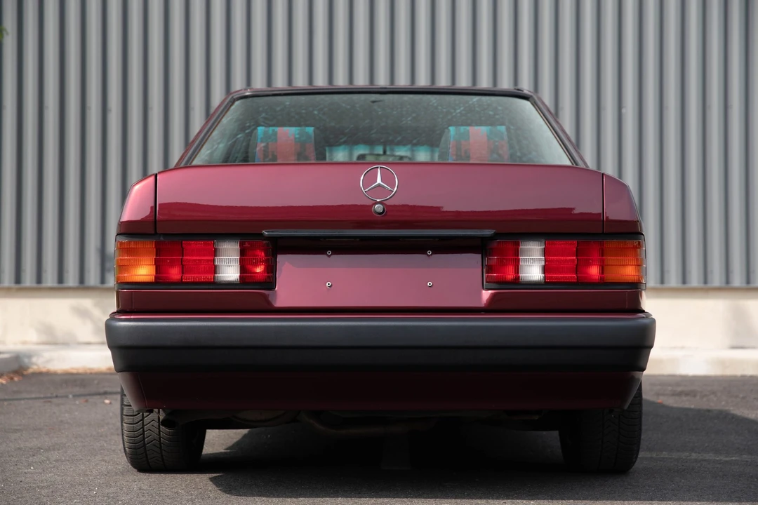 1992 Mercedes-Benz 190E - Image 26 of 31