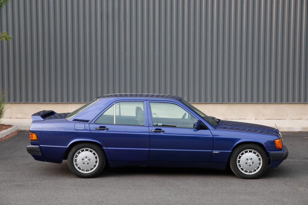 1992 Mercedes-Benz 190E - Image 21 of 31