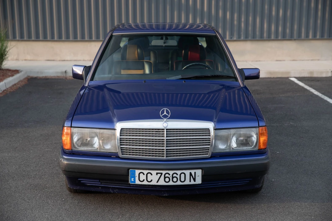 1992 Mercedes-Benz 190E - Image 26 of 31