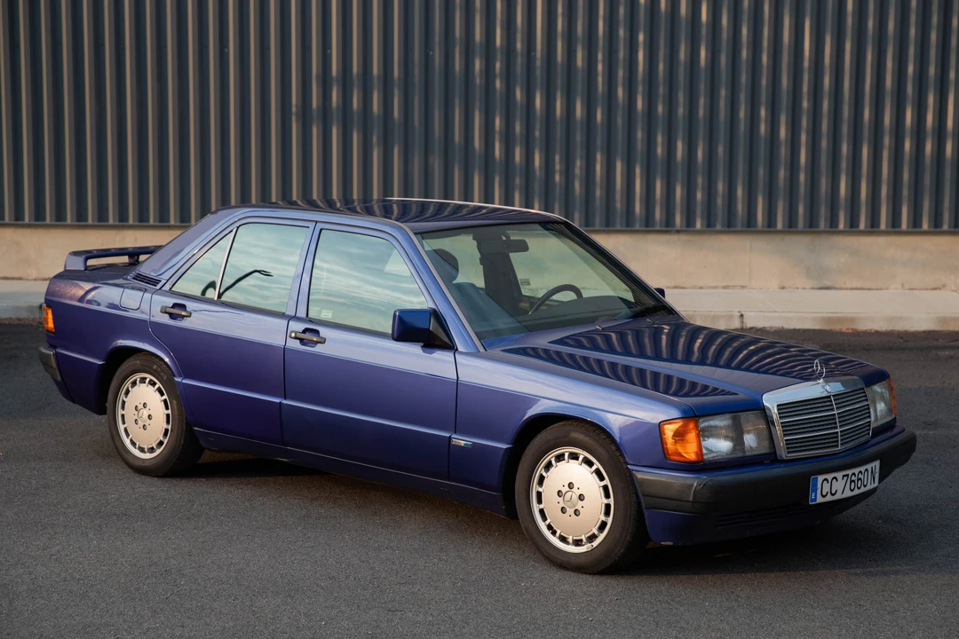 1992 Mercedes-Benz 190E - Image 25 of 31