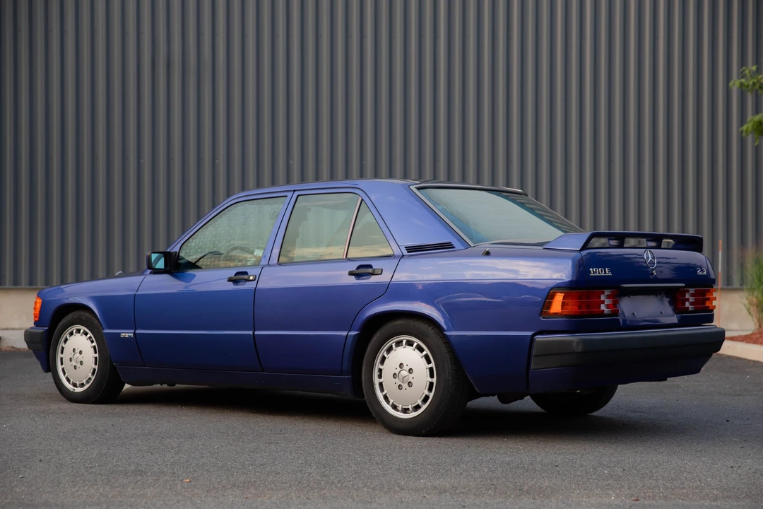 1992 Mercedes-Benz 190E - Image 10 of 31